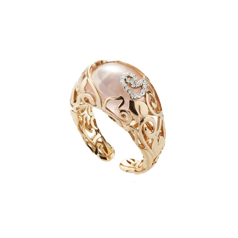 Diamour Ring in Rose Gold and Rose Quartz
