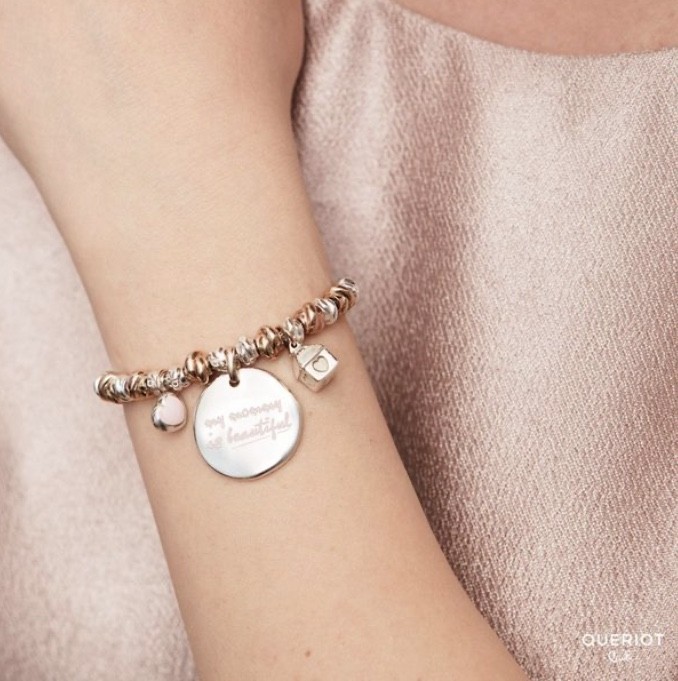 "My Mommy is Beautiful" Coin Charm in Medium